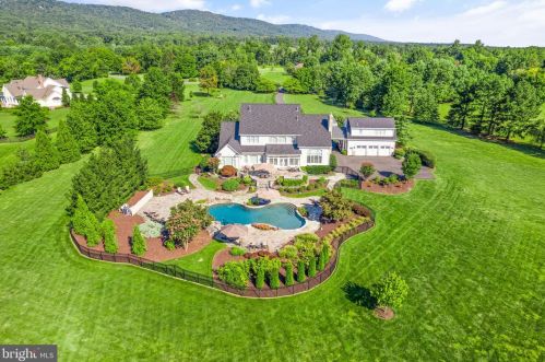15761 Hunton Ln, Haymarket, VA 20169-1732