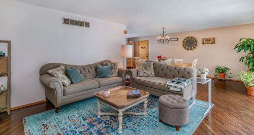 1051 Virginia St, Hobart, IN 46342-5831