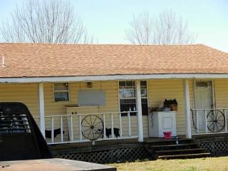 20 Dutchman Rd, Heavener, OK 74937-2301