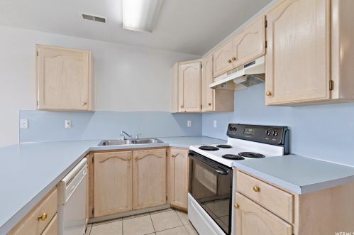 60 200, Wellsville UT 84339-9703 exterior