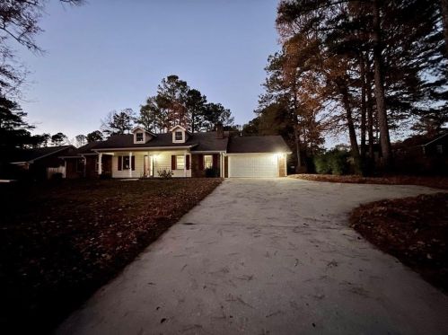 1647 Quail Run, Conyers GA  30094-4060 exterior