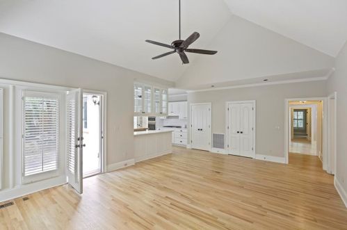 110 Hemmingwood Way, Atlanta GA  30350-4331 exterior