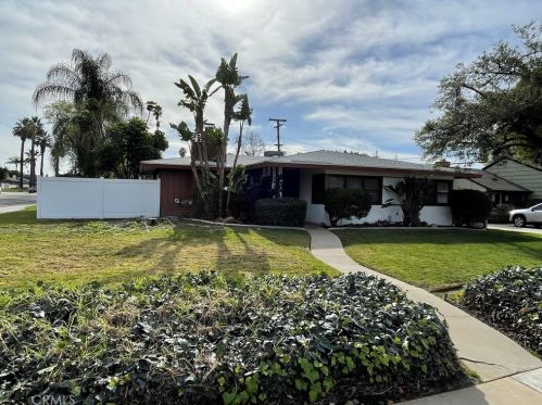 3504 Carlsbad Way, Riverside, CA 92506-3106