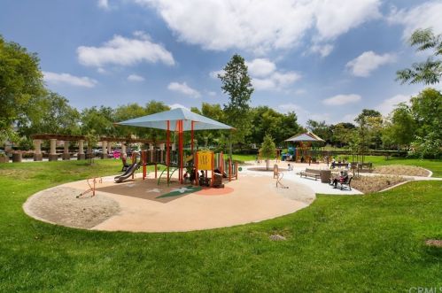 34 Del Ventura, Irvine CA  92606-8857 exterior