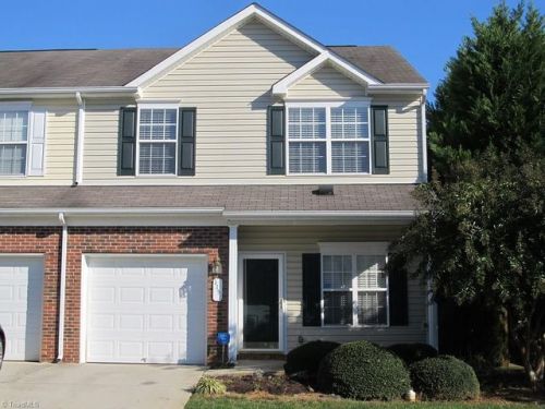 1151 Glory Vine Rd, Whitsett, NC 27377-9302