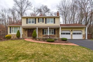 4 Boyletown Rd, Montville Township, NJ 07045-9604