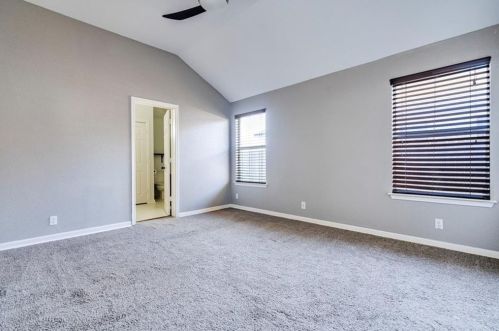 123 Discovery, Uhland TX 78640-5490 exterior