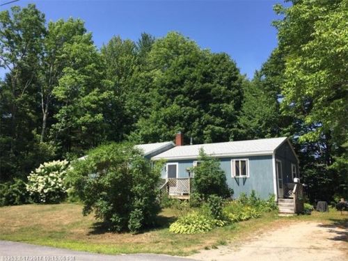 56 West St, Freeport, ME 04032-1126