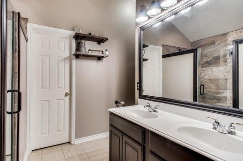 8528 Santa Ana Dr, Fort Worth TX  76131-5317 exterior