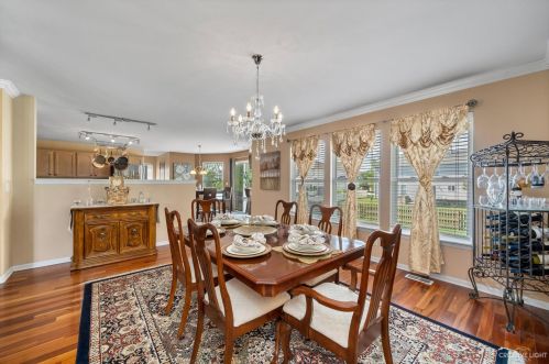 324 Century Dr, Pingree Grove IL  60140-4014 exterior