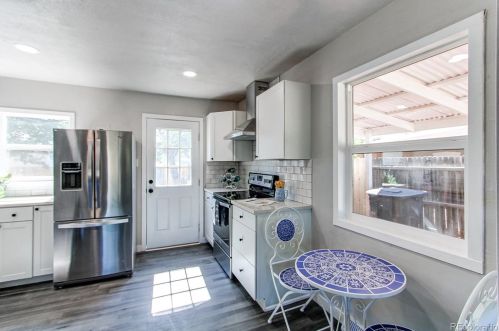 2500 Knox Ct, Denver CO  80219-5839 exterior