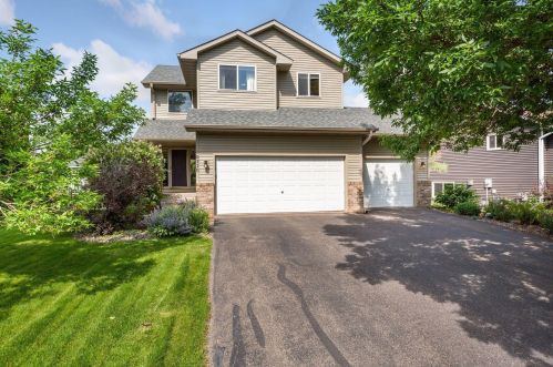 10520 Able St, Minneapolis, MN 55434-4520
