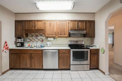 3348 Concord Cor, Conyers GA  30013-2315 exterior