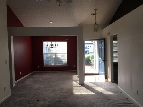 2379 Hillvale Cir, Lithonia, GA 30058-1816