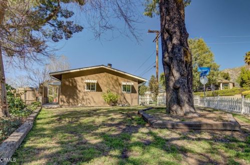 2902 El Caminito, Glendale CA 91214-2005 exterior