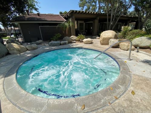 172 Streamwood, Irvine CA  92620-1965 exterior