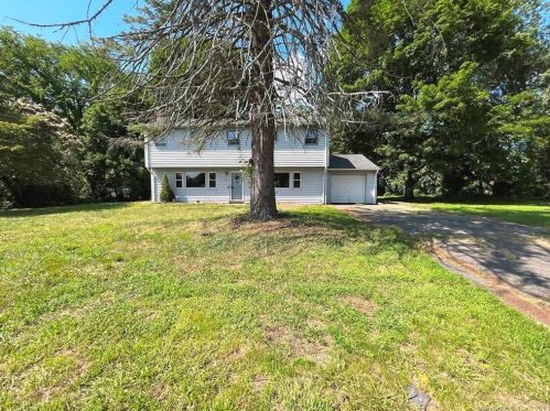 39 Winton Rd, East Windsor, CT 06088-9750