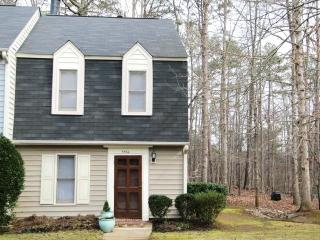 5564 Hamstead Xing, Raleigh NC  27612-7016 exterior