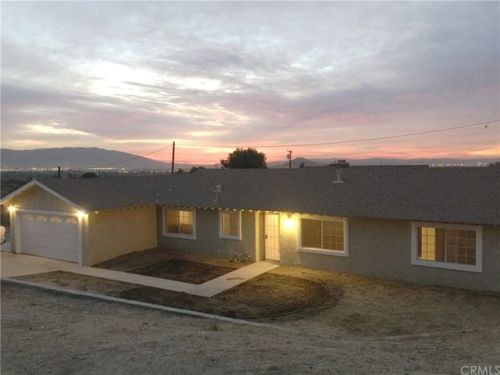 4160 Mount Blanc Ct, Norco, CA 92860-1715