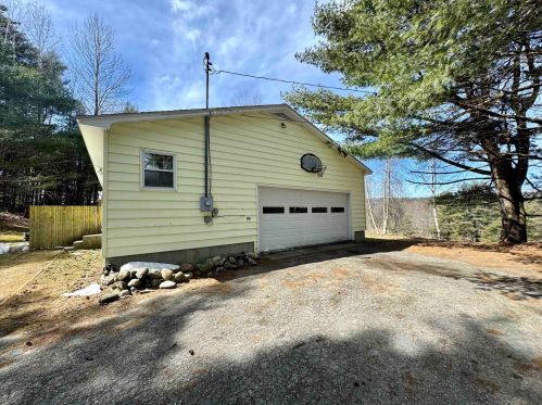 24 Rivervale Rd, Piermont, NH 03779-3105