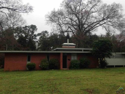 1104 Glenn St, Daingerfield, TX 75638-1808