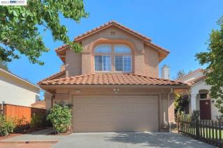 4582 Lee Ann Cir, Livermore, CA 94550-7292