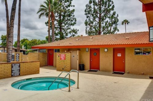 1919 Coronet Ave, Anaheim CA  92801-1744 exterior