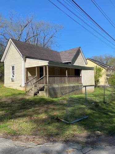 110 Jackson St, Buford, GA 30518-2776