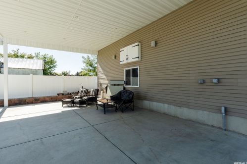 130 490, Smithfield UT 84335-1232 exterior