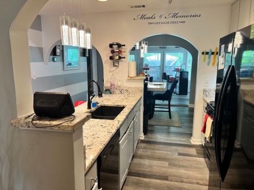 6664 Saganaw Dr, Rex GA 30273-2227 exterior