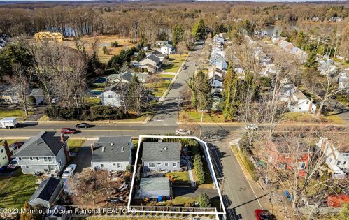 605 Front St, Tinton Falls NJ  07701-5515 exterior