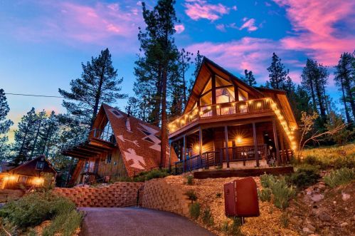 15234 Reed Ave, Truckee, CA 96161-3610