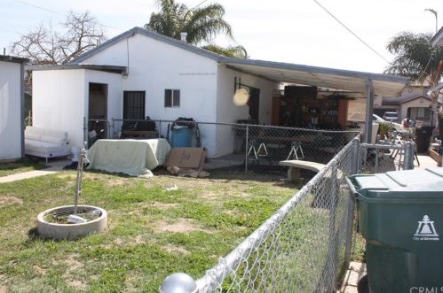 1829 Marlborough Ave, Riverside CA  92507-2063 exterior