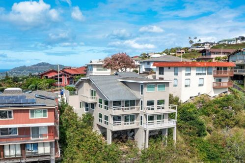 5307 Poola St, Honolulu HI  96821-1536 exterior