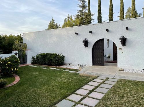 30574 Mirasol Dr, Redlands, CA 92373-7461