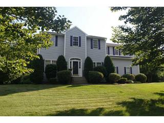104 Orchard Woods Dr, South Kingstown, RI 02874-2142