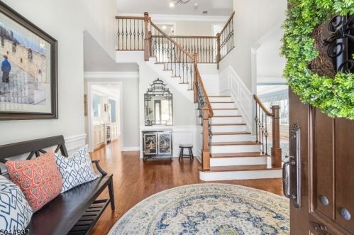 3 Buddy Ln, Morristown, NJ 07960-3345