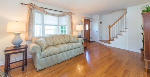57 Yale St, Bloomfield, NJ 07003-5546
