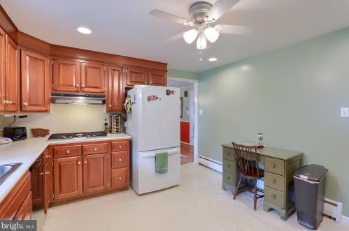 1631 Sunset Ave, Lancaster PA  17601-4355 exterior