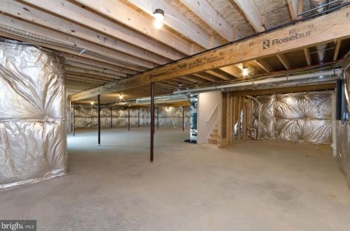 3 Lewisville Rd, Summit Point WV 25446-3562 exterior