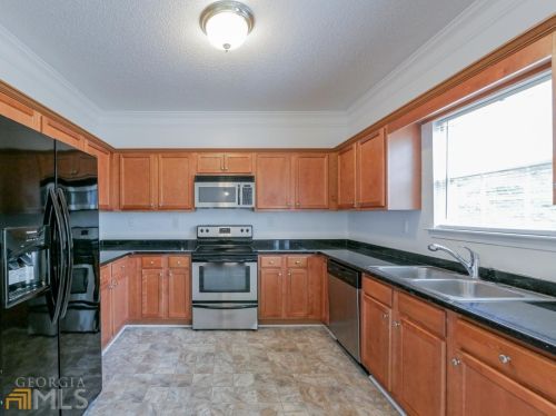 434 Buckboard Ln, Locust Grove, GA 30248-3689