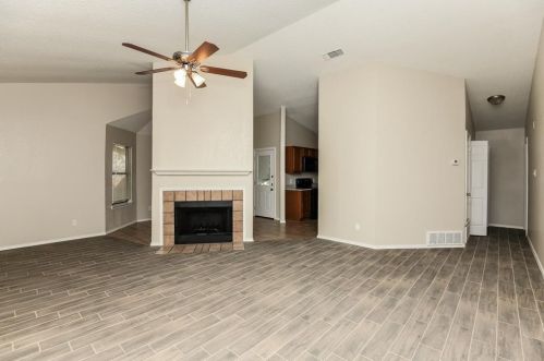 2101 Chatsworth Rd, Carrollton TX  75007-3421 exterior