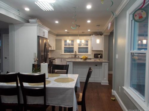 146 Emmett Ave, Derby CT  06418-1232 exterior