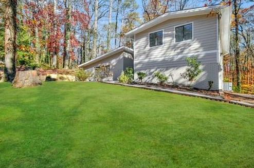3558 Cumberland Rd, Atlanta GA  30344-5910 exterior