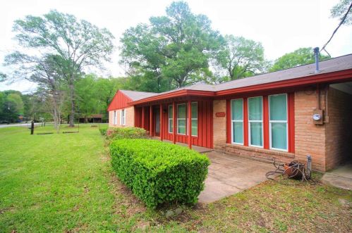9137 White Oak Dr, Conroe TX  77384-4609 exterior