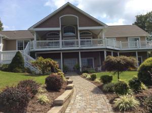15 Cape Pointe Dr, Scruggs, VA 24121-5371