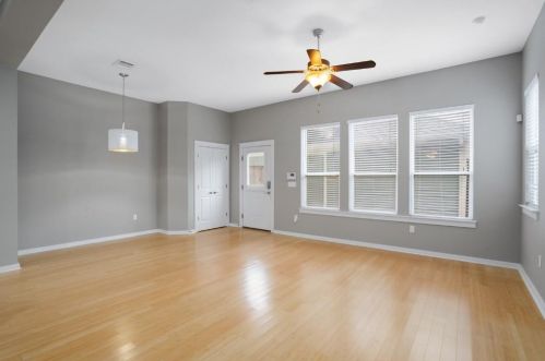 4240 Berkman Dr, Austin TX  78723-4547 exterior