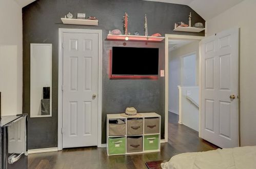 1336 Riley Dr, Carrollton TX 75007-1140 exterior