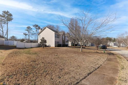 535 Rosalind Ter, Locust Grove, GA 30248-6006