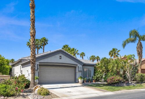 44131 Royal Troon Dr, Indio, CA 92201-9001